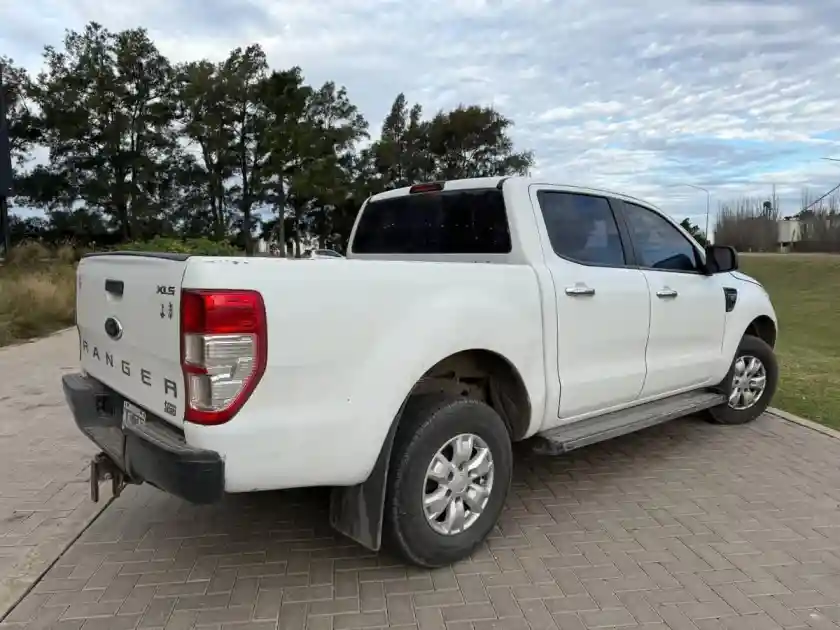 Ford Ranger 3.2 Cd Xls Tdci 200Cv Automática 2013 - foto 5