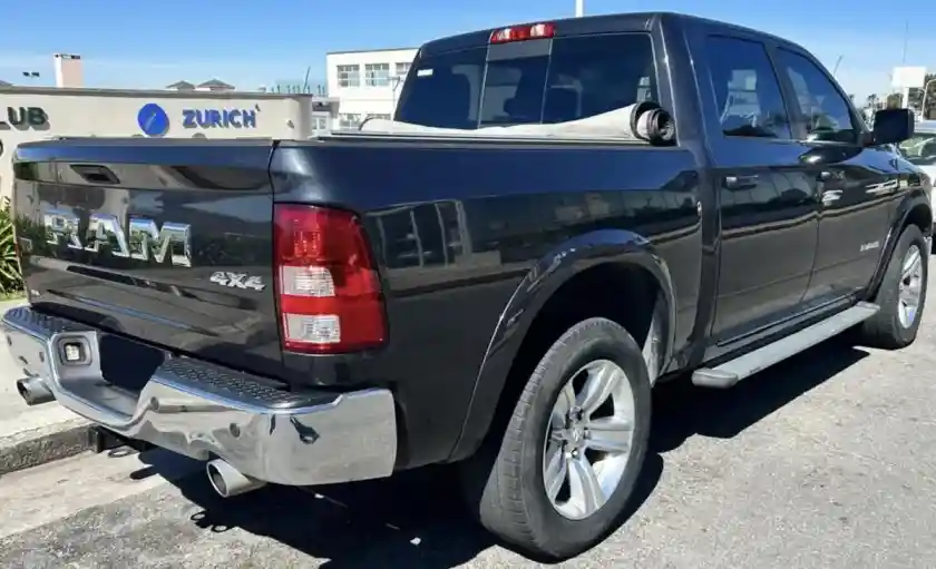 Ram 1500 5.7 Laramie Atx V8 2020 - foto 3
