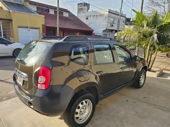 Renault Duster 1.6 4X2 Confort Abs 110Cv 2013 - foto 4
