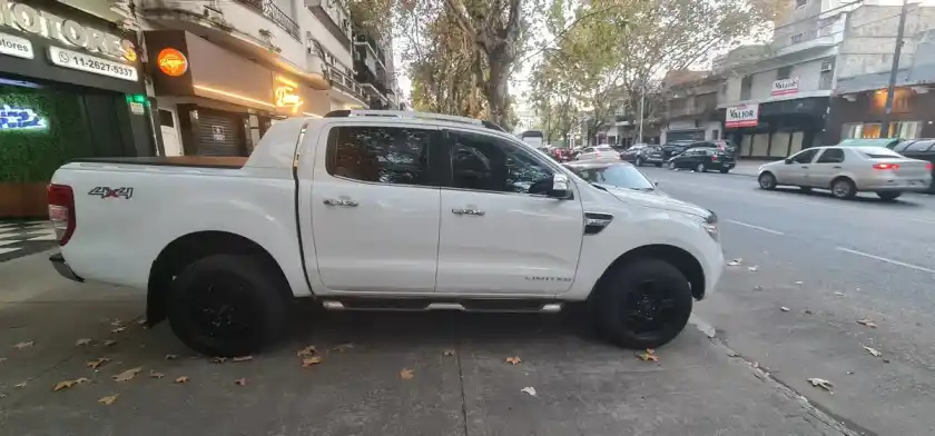 Ford Ranger 3.2 Cd 4X4 Limited Tdci 200Cv 2015 - foto 4