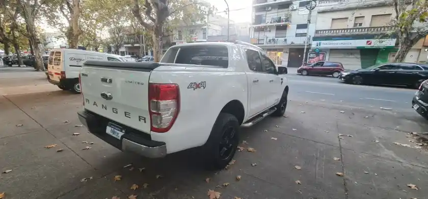 Ford Ranger 3.2 Cd 4X4 Limited Tdci 200Cv 2015 - foto 5