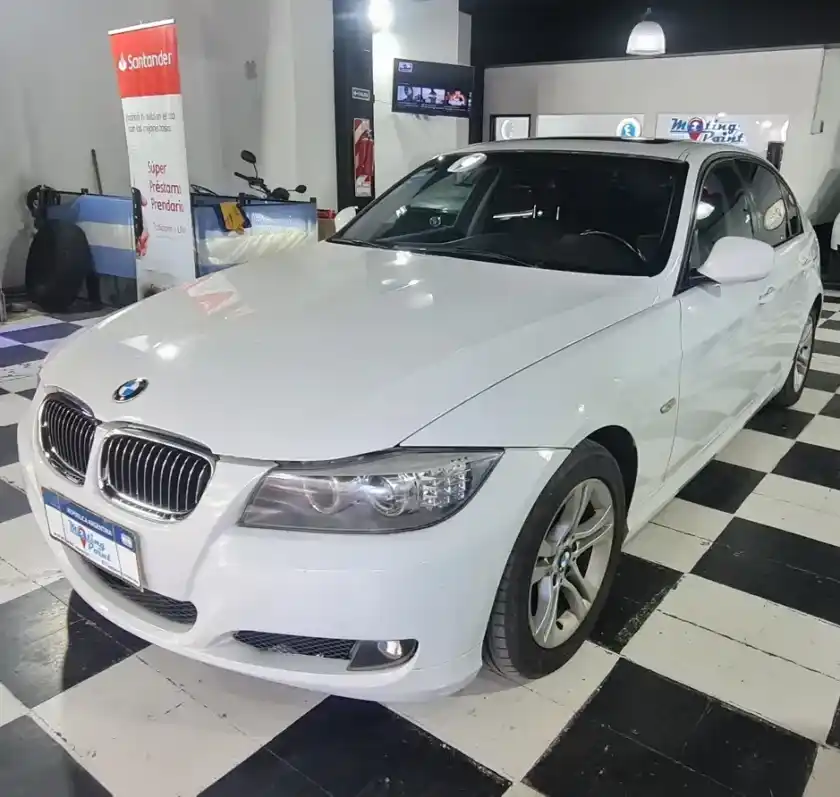 Bmw Serie 3 2.0 320I Sedan Executive 2010 - foto 2