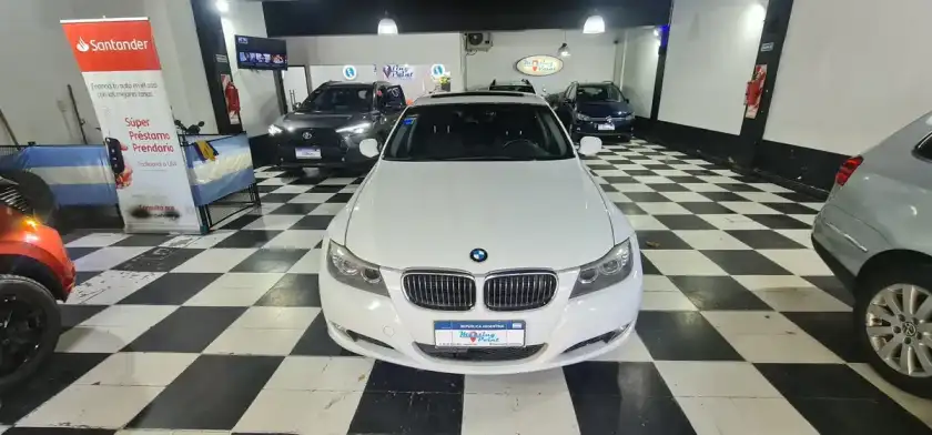 Bmw Serie 3 2.0 320I Sedan Executive 2010 - foto 3