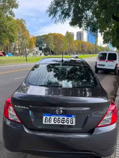 Nissan Versa 1.6 Sense Mt 2018 - foto 4