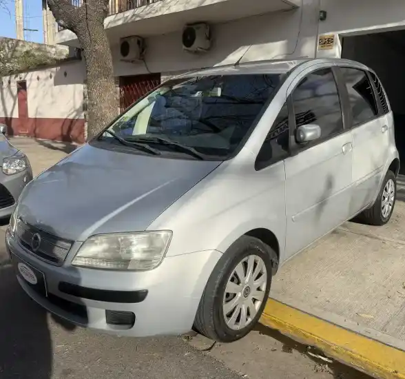 Fiat Idea 1.8 Hlx 2006 - foto 1