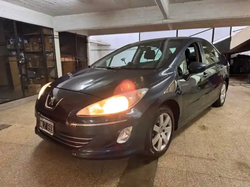 Peugeot 408 2.0 Allure 143Cv 2013 - foto 3