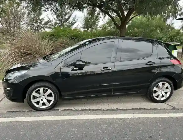Peugeot 308 1.6 Allure Hdi 115Cv 2016 - foto 1