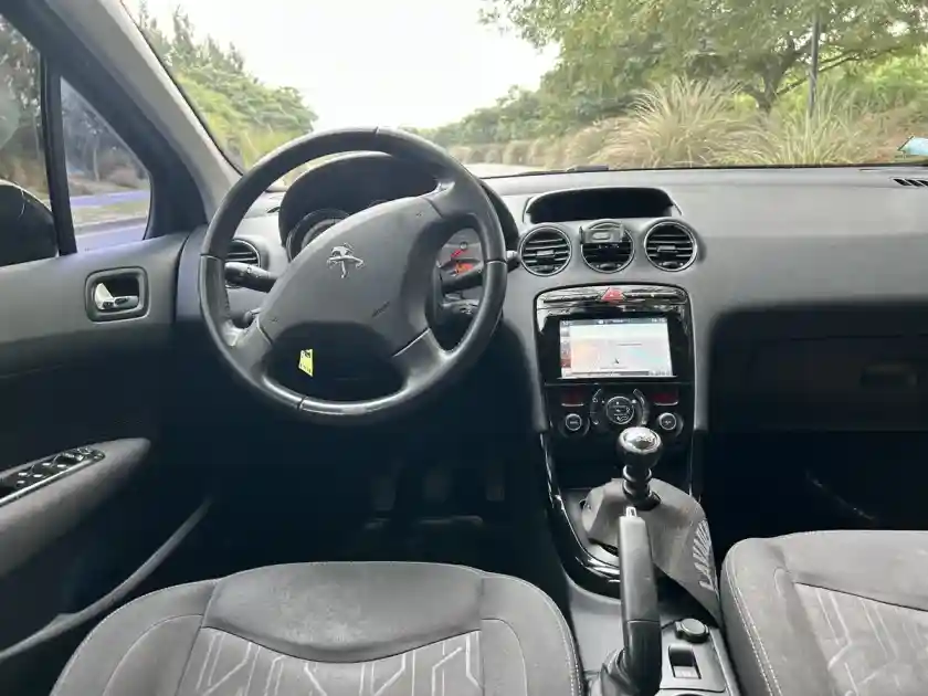Peugeot 308 1.6 Allure Hdi 115Cv 2016 - foto 5