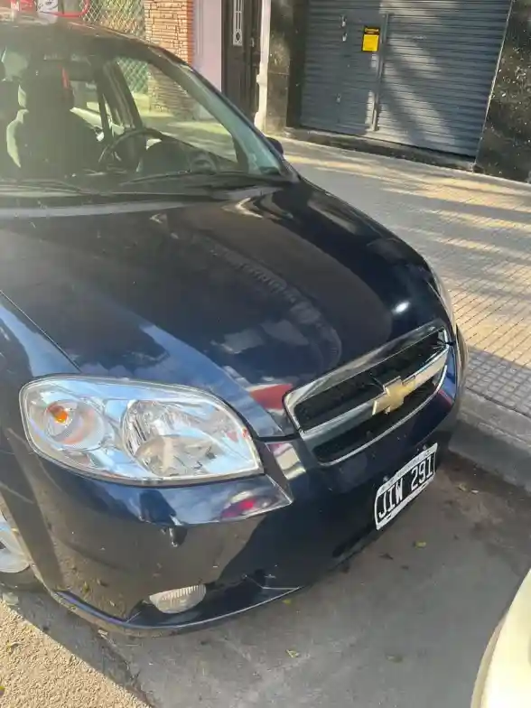 Chevrolet Aveo 2010 - foto 1
