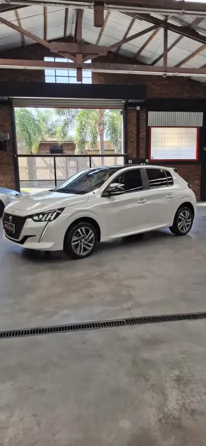 Peugeot 208 1.6L Feline Tiptronic 2021 - foto 3