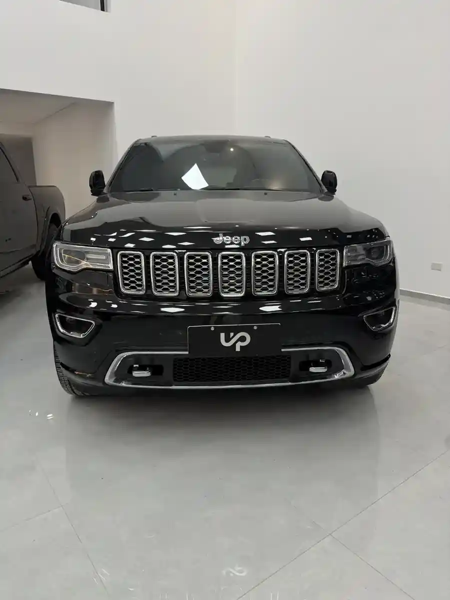 Jeep Grand Cherokee 3.6 Overland 286Hp At 2020 - foto 2