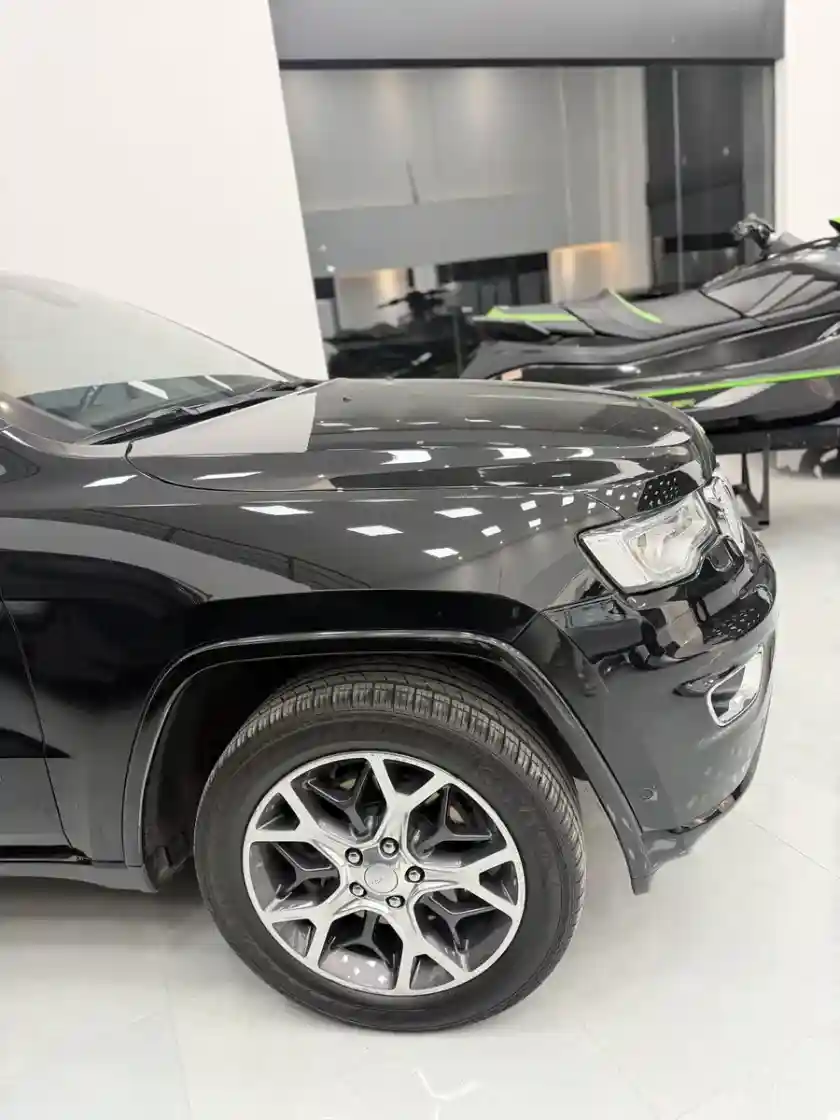 Jeep Grand Cherokee 3.6 Overland 286Hp At 2020 - foto 5