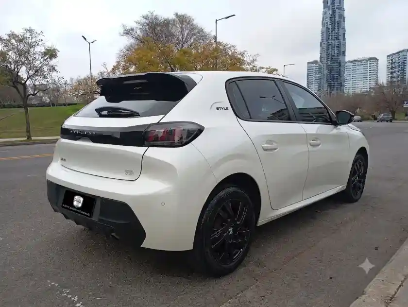 Peugeot 208 1.6 Style Mt 2023 - foto 5