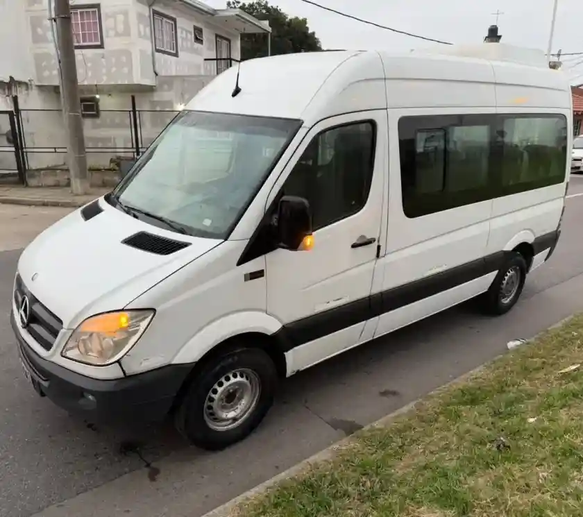 Mercedes-Benz Sprinter 2.1 415 Combi 3665 150Cv 15+1 Te 2016 - foto 1