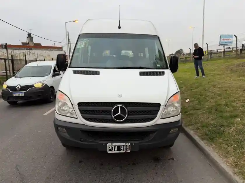 Mercedes-Benz Sprinter 2.1 415 Combi 3665 150Cv 15+1 Te 2016 - foto 3
