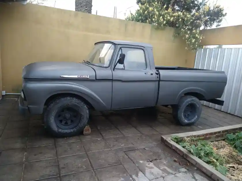 Ford F-100 3.6 2001 - foto 1
