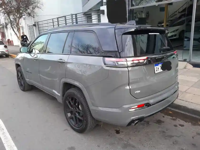 Jeep Commander 2.0 Gme Blackhawk 4X4 At9 2025 - foto 4