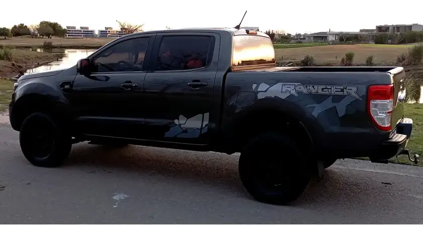 Ford Ranger 3.2 Cd Xlt Tdci 200Cv Manual 4X2 2022 - foto 3
