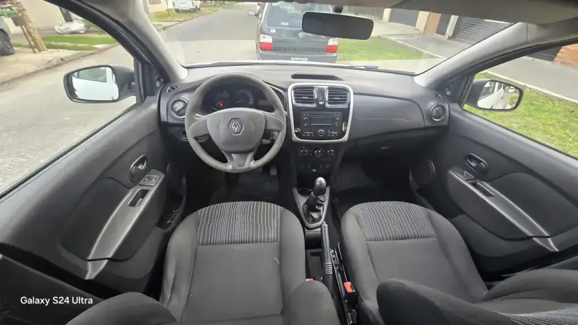Renault Sandero 1.6 Expression Pack 90Cv 2017 - foto 5