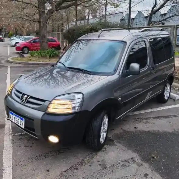 Peugeot Partner Patagónica 1.6 Hdi Confort 2019 - foto 1