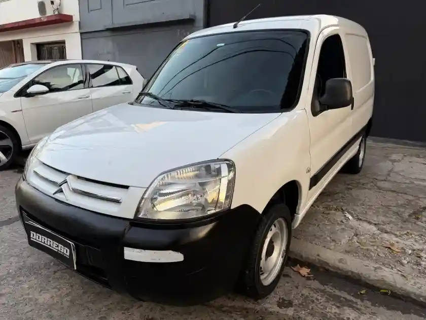 Citroën Berlingo Furgon 1.6 Hdi 92 Bussines 2018 - foto 1