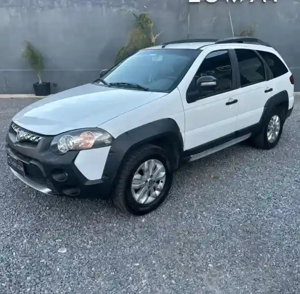Fiat Palio 1.4 Weekend Trekking Pk Seg Alarm 2013 - foto 4