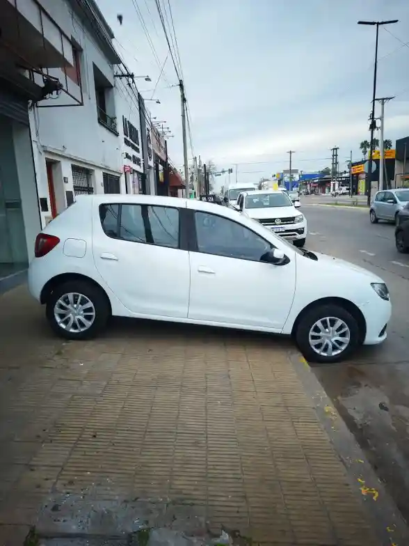 Renault Sandero 1.6 Dynamique 90Cv Abs 2018 - foto 5