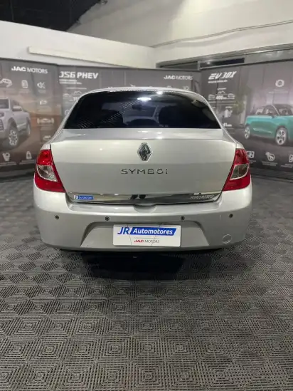 Renault Symbol 1.6 Authentique Pack Ii 105Cv 2012 - foto 5