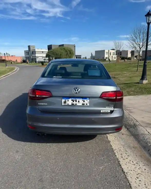 Volkswagen Vento 1.4 Highline 150Cv At 2017 - foto 4