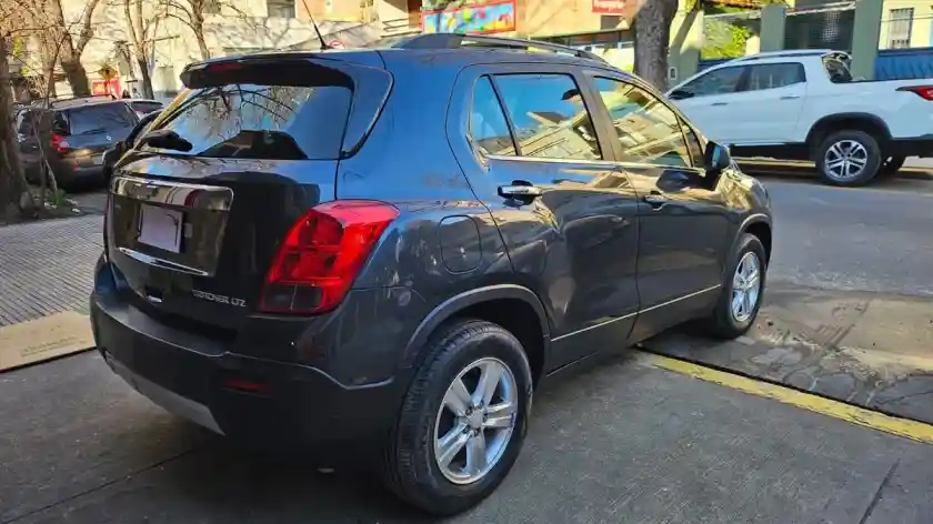 Chevrolet Tracker 1.8 Ltz Fwd Mt 140Cv 2014 - foto 2