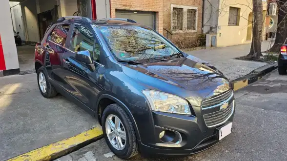 Chevrolet Tracker 1.8 Ltz Fwd Mt 140Cv 2014 - foto 3