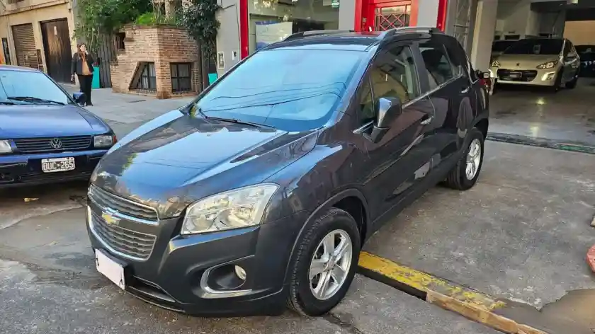 Chevrolet Tracker 1.8 Ltz Fwd Mt 140Cv 2014 - foto 4