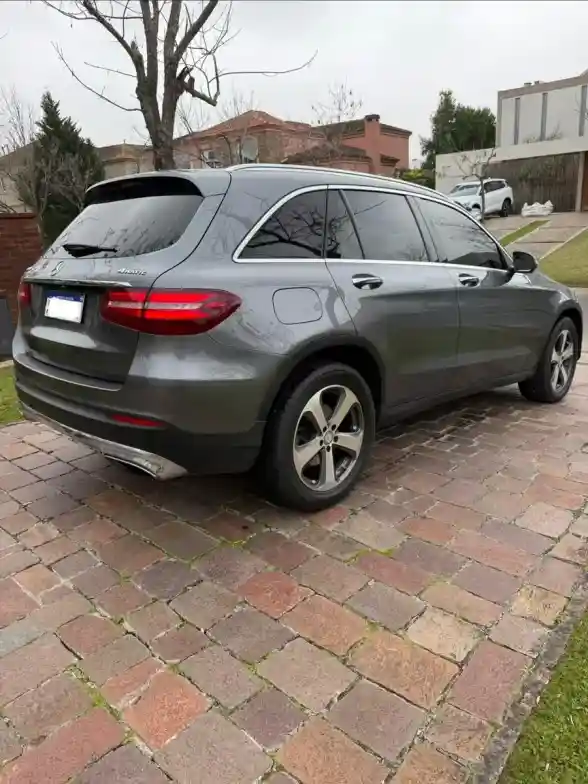 Mercedes-Benz Clase Glc 2.0 Glc250 300 4Matic Atomático 2018 - foto 3