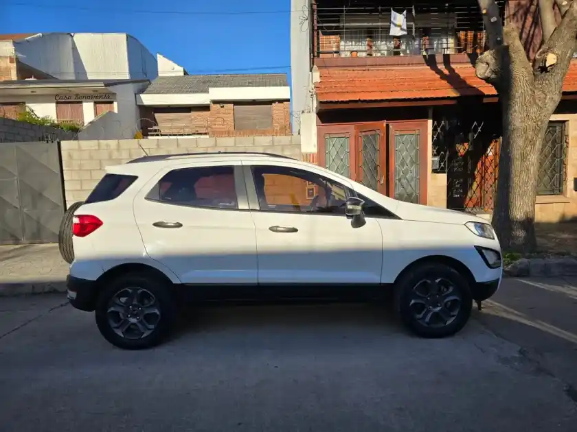 Ford Ecosport 1.5 Freestyle 123Cv 4X2 2019 - foto 3