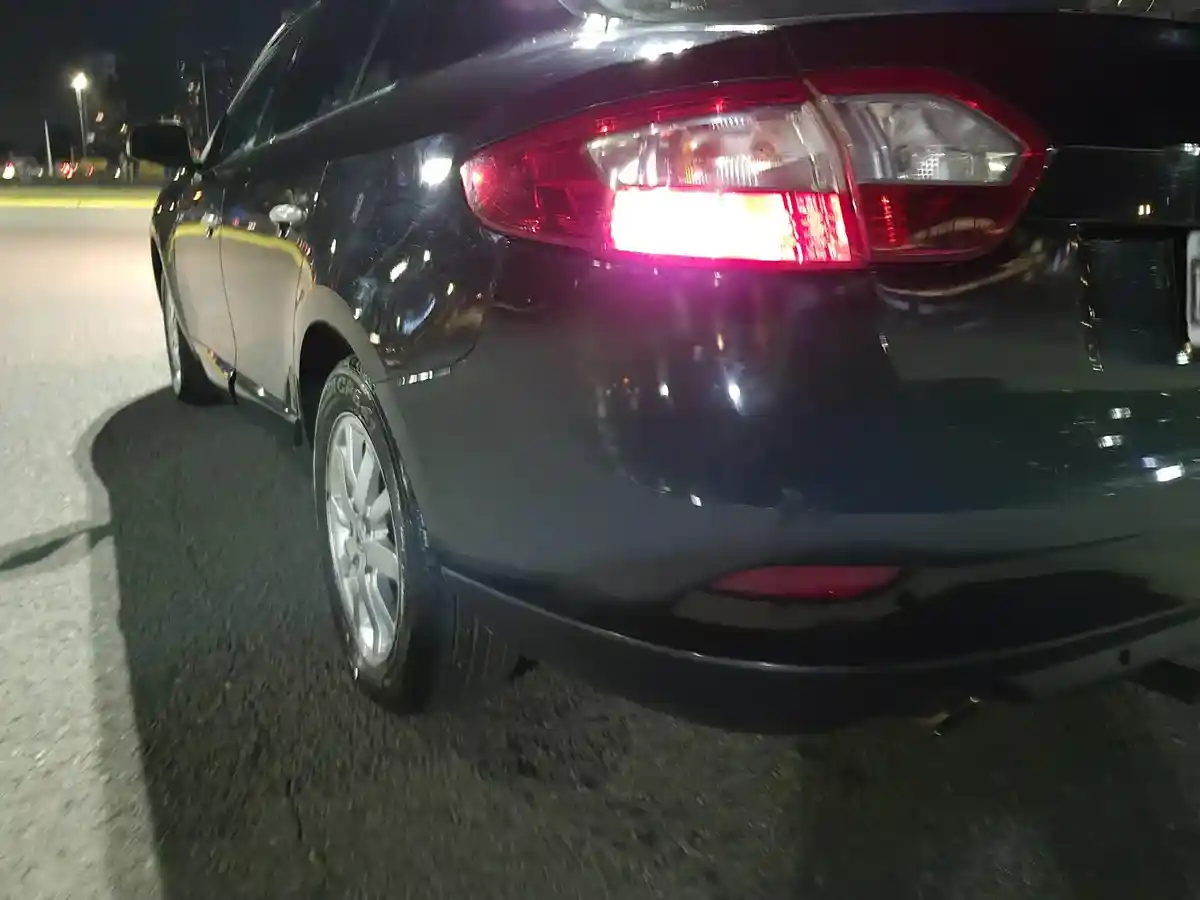 Renault Fluence 2.0 Luxe 2011 - foto 3