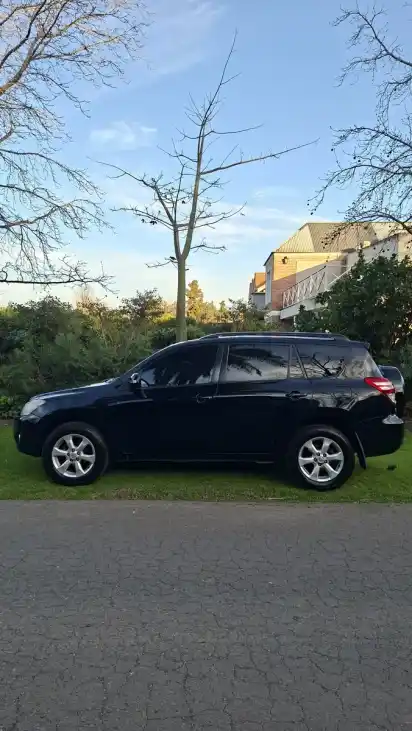 Toyota Rav4 2.4 4X4 At 2011 - foto 5