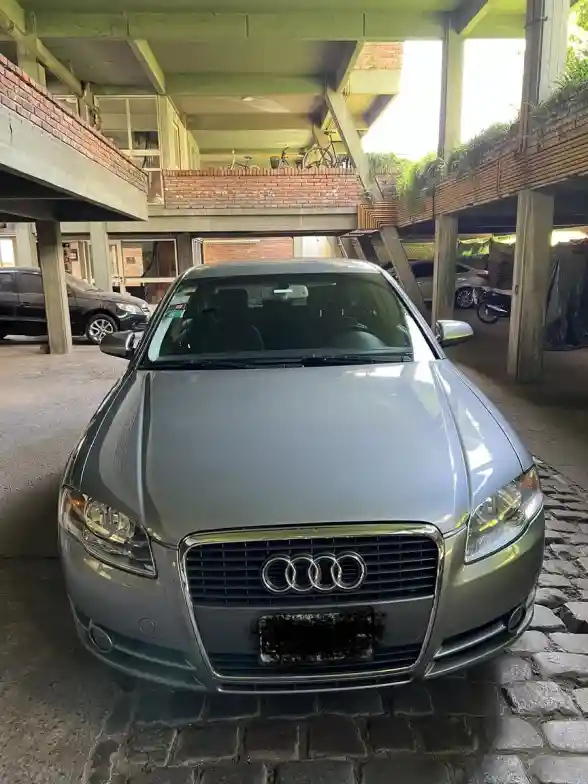 Audi A4 1.8 T 2007 - foto 1