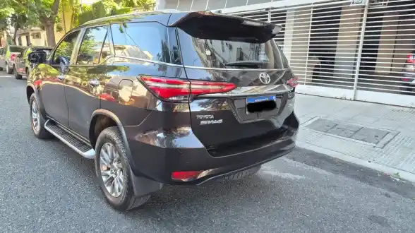 Toyota Sw4 2.8 Srx 204Cv 4X4 7As Mt 2021 - foto 4