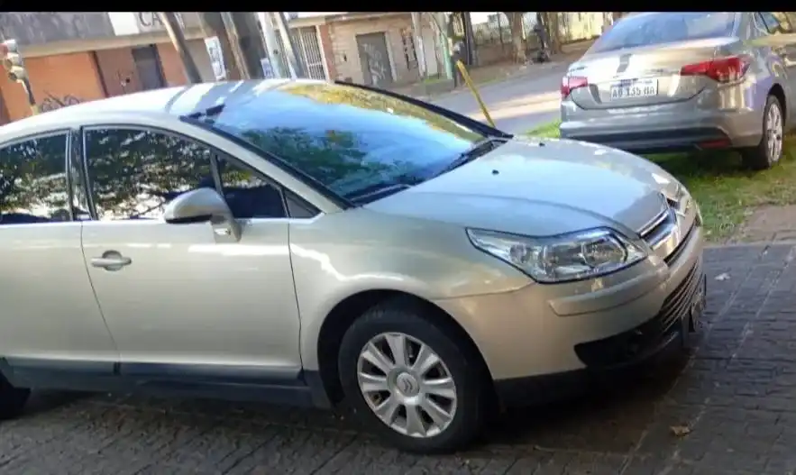 Citroën C4 2.0 Exclusive 2009 - foto 4