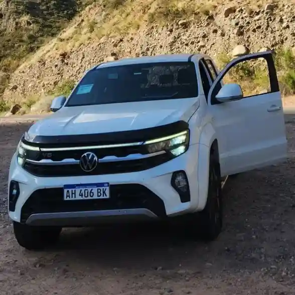 Volkswagen Amarok 3.0 Cd Tdi 258Cv V6 Highline 4X4 At 2025 - foto 1