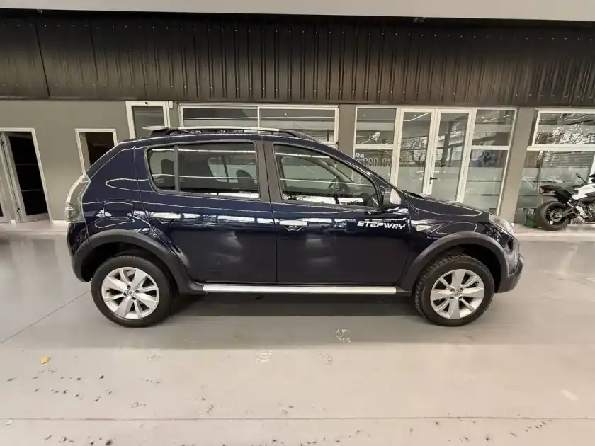 Renault Sandero Stepway 1.6 Privilege 105Cv 2013 - foto 5