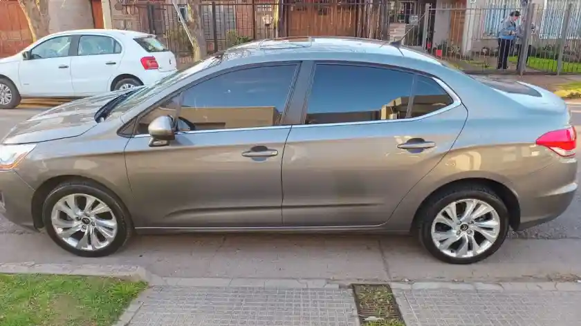 Citroën C4 Lounge 2.0 Tendance Pack 2015 - foto 2