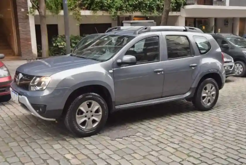 Renault Duster 2.0 Ph2 4X4 Privilege 143Cv 2017 - foto 1