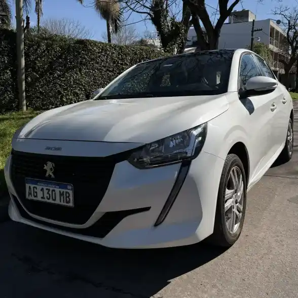 Peugeot 208 1.6 Active Pack 2023 - foto 1