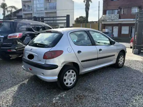 Peugeot 206 1.6 Xr Premium 2005 - foto 5