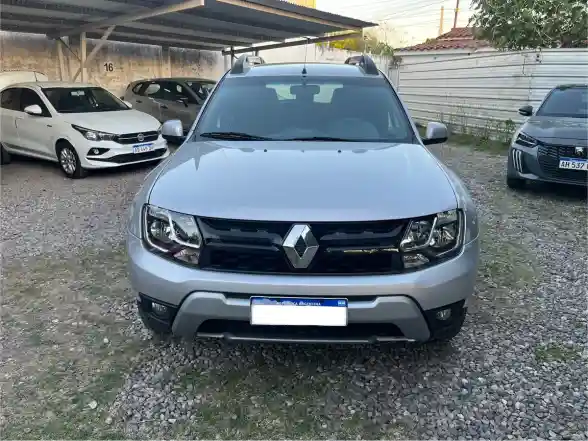 Renault Duster 2.0 Ph2 4X2 Privilege 143Cv 2017 - foto 2