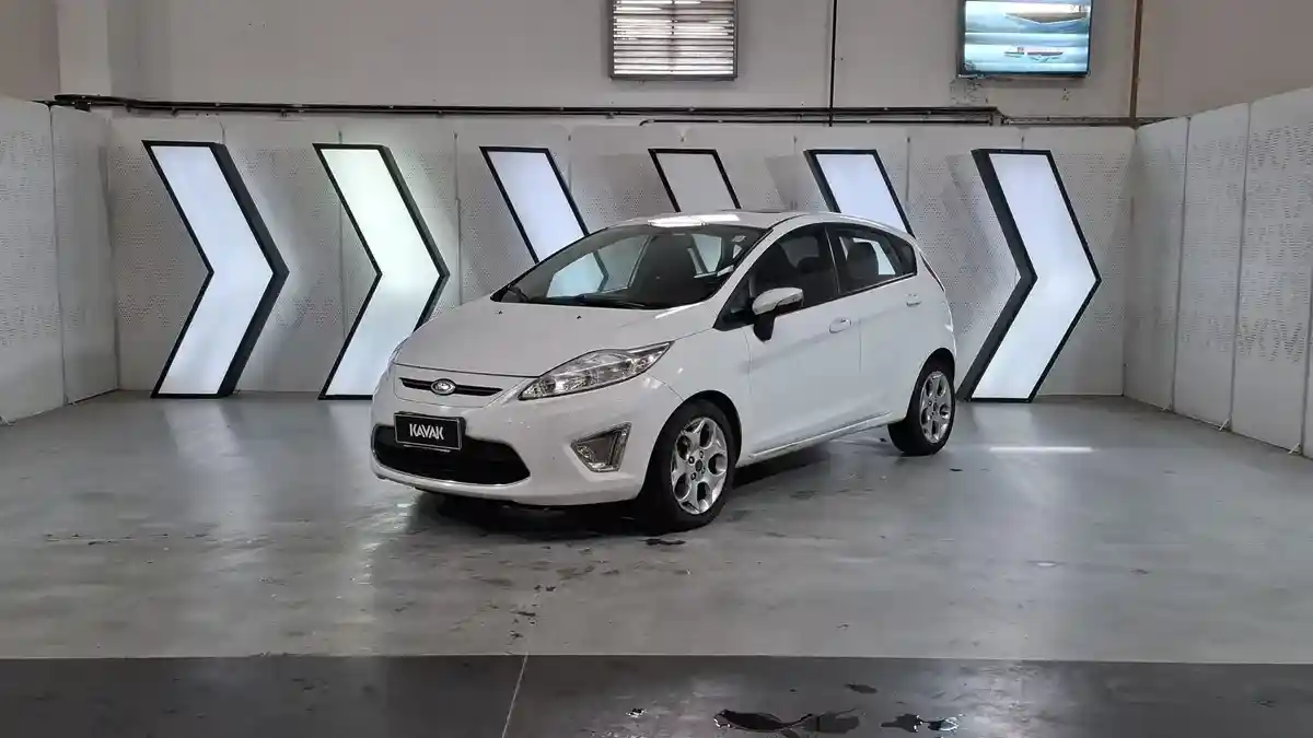 Ford Fiesta Kinetic Design 2013 - foto 1