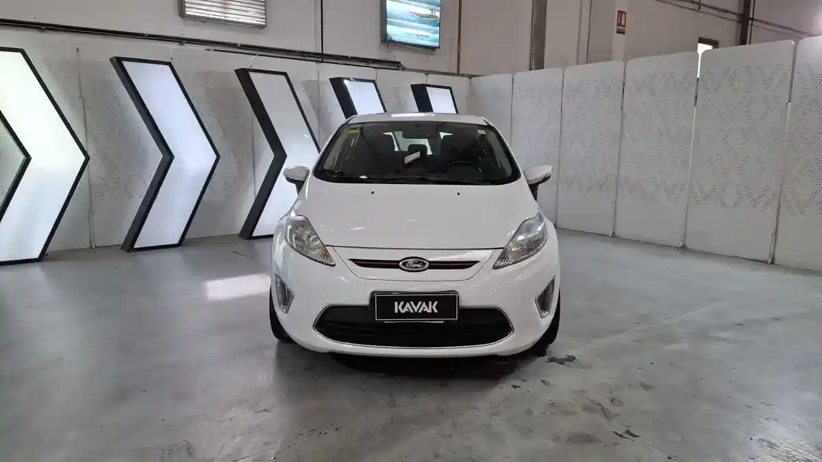 Ford Fiesta Kinetic Design 1.6 16V Titanium 2013 - foto 2