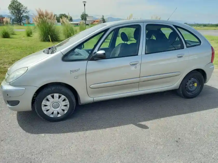 Citroën Xsara Picasso 2008 - foto 1