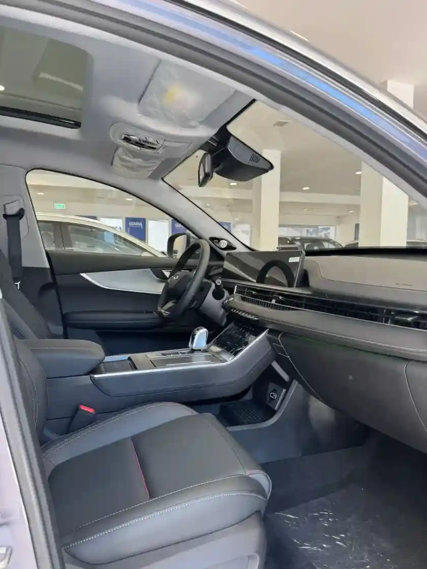 Chery Tiggo 7 Pro Hybrid 1.5T Mhev Premium 2026 - foto 4